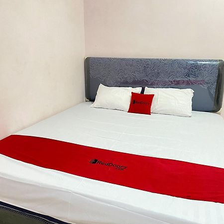 Reddoorz At Homestay Madu Makassar Luaran gambar